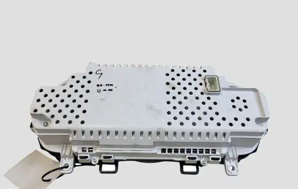 Volvo V40 Speedometer (instrument cluster) 31433331 0550674 769167341U
