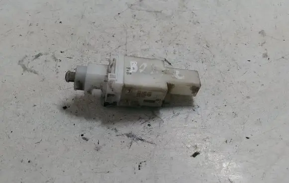 Brake pedal sensor switch