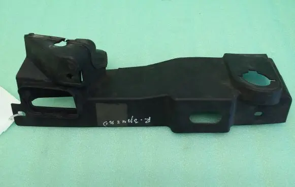Ford Kuga I Intercooler air guide/duct channel 8V41S02476A