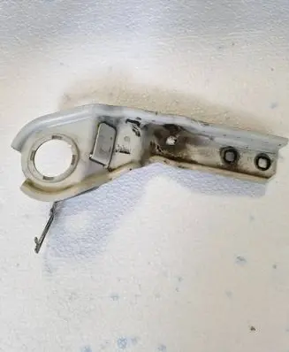 BMW X1 F48 F49 Fender mounting bracket 7355992
