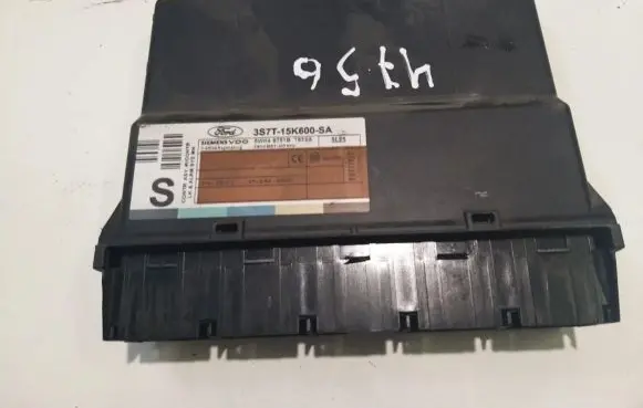 Ford Mondeo Mk III Comfort/convenience module 3S7T15K600SA 3S7T-15K600-SA