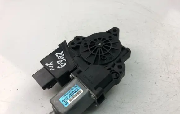 KIA Ceed Front door window regulator motor 83450A2010