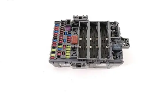 Honda CR-V Fuse module F54T1EG220