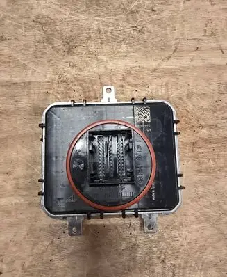 BMW M5 LED ballast control module 5A73782 C0000004270 1470001143AD