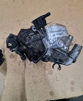 Renault Laguna II Fuel injection high pressure pump 0445010075