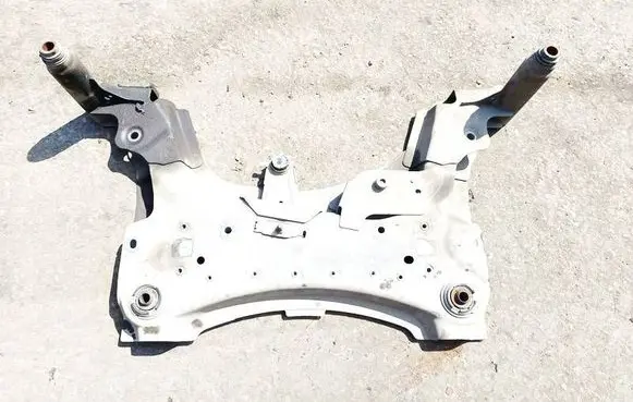 Renault Megane III Front subframe