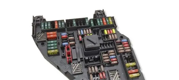 BMW 5 F10 F11 Fuse module 9252813