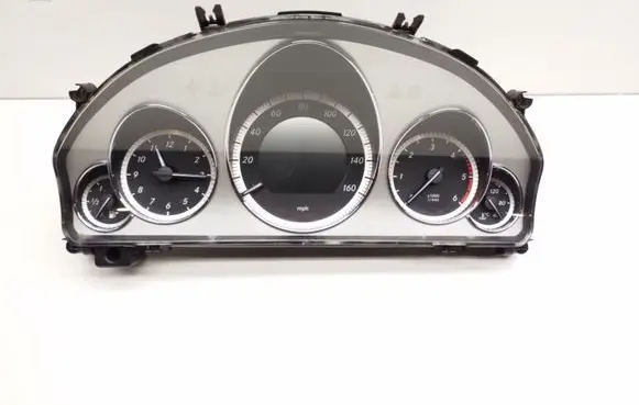 Mercedes-Benz E W212 Speedometer (instrument cluster) A2129003509