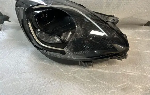 Headlight/headlamp