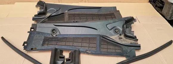 Citroen DS4 Wiper trim
