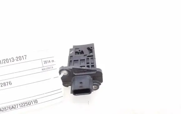 Nissan Qashqai Mass air flow meter 226807131R
