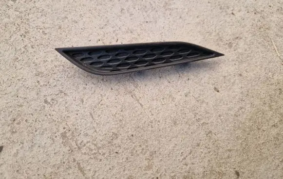Hyundai i20 (GB IB) Front bumper lower grill 8656308300