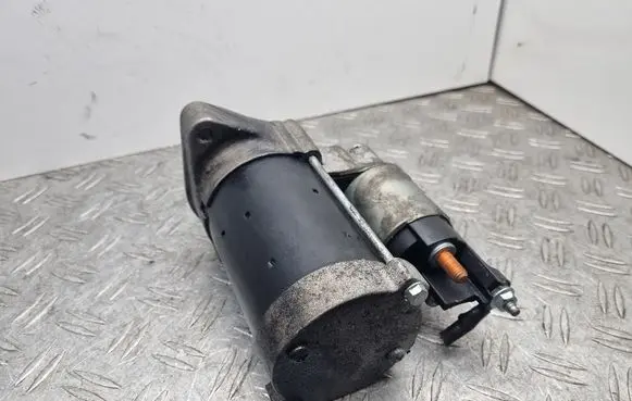 Mercedes-Benz E W212 Starter motor 402221002 STM1211