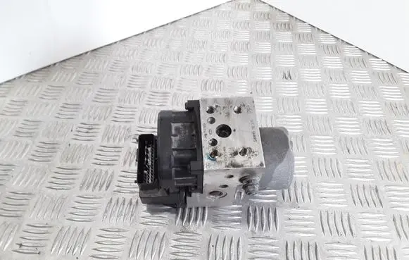 KIA Sorento ABS Pump 589103E310