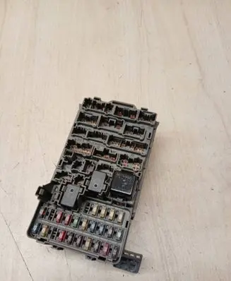 Honda Civic Fuse module 3820BS6AG000 204456091002