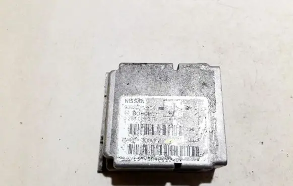 Nissan Almera N16 Airbag control unit/module 0285001319 988205m304
