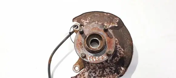 Suzuki Liana Front wheel hub