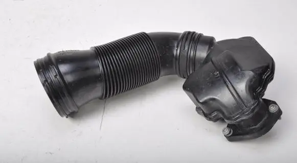 Volkswagen Golf VII Intake resonator 05E129656F