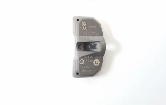 Audi Q7 4L Tire pressure sensor 4F0907275B