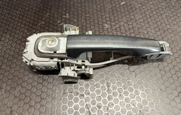Volvo XC60 Front door exterior handle 30784198