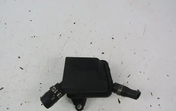 Peugeot 607 Breather valve 9641244780