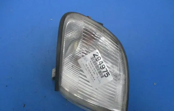 Hyundai H200 Front indicator light