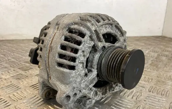 Audi A4 S4 B8 8K Generator/alternator 03G903016E 0124525114