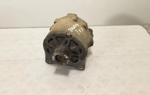 Volkswagen Touareg I Generator/alternator 059903015P