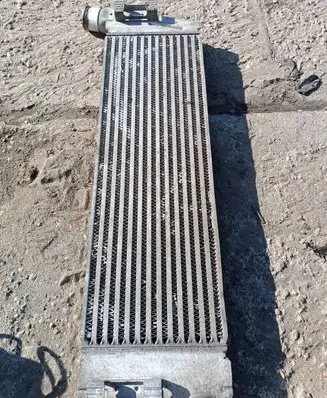 Renault Megane II Intercooler radiator 8200468425