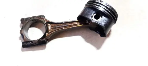 Audi A4 S4 B5 8D Piston with connecting rod 027b