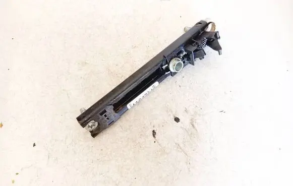 Opel Astra H Seat belt adjustment rail 90560664