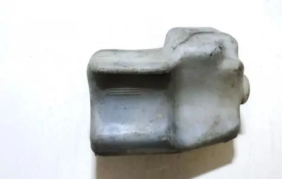 Mazda 626 Coolant expansion tank/reservoir