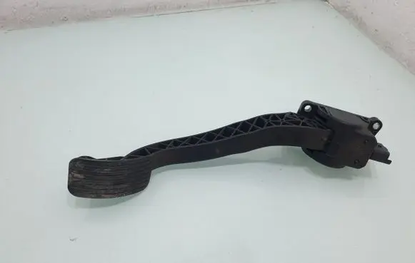 Peugeot 3008 I Accelerator throttle pedal 4956383