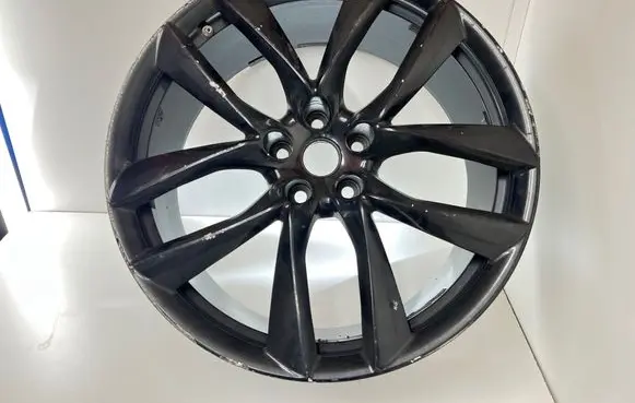 Tesla Model S R21 alloy rim 107574901D 1075749