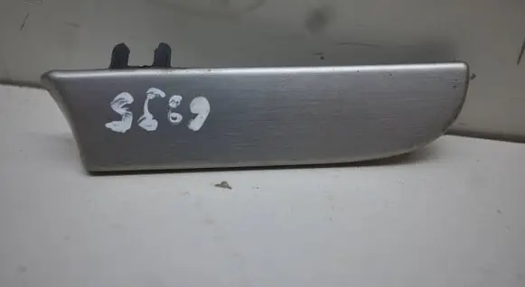 Volkswagen Touran I Dashboard glove box trim 1T1858418C