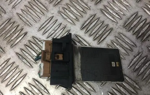 Nissan Almera Heater blower motor/fan resistor 271502k440