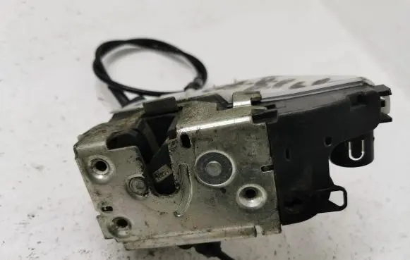 Renault Scenic II - Grand scenic II Front door lock