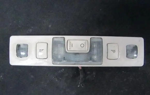 Audi A6 S6 C5 4B Front seat light 4b0947111 4b0.947.111