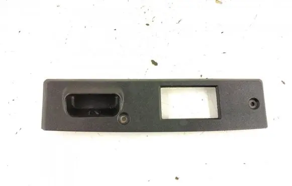 Mercedes-Benz C W203 Tailgate/boot lid lock trim 2037580002 A2037580002