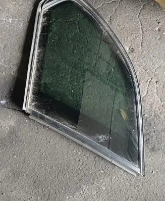 BMW X5 E53 Rear side window 43R00069 00069