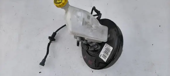 Peugeot 208 I Brake booster 9805057980