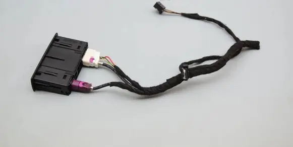 Mercedes-Benz A W177 USB socket connector A2478203902