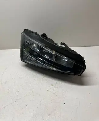 Skoda Scala Headlight/headlamp 657941020 90176074