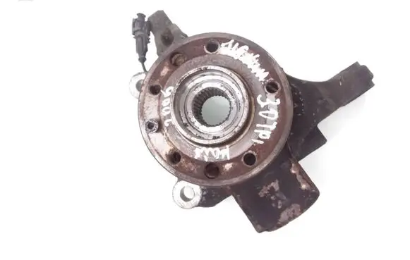 Opel Signum Front wheel hub spindle knuckle 13136698