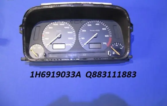 Volkswagen Golf III Speedometer (instrument cluster) 1H6919033A Q883111883