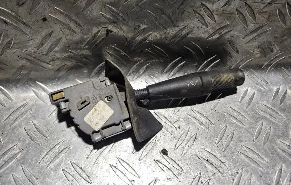 Peugeot 405 Wiper control stalk 33545601
