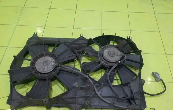 Suzuki Grand Vitara II Fan set 16AB15 036D1D464EDA42FBA1