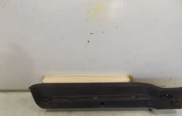 Citroen Berlingo Parcel shelf load cover mount bracket 9654100577