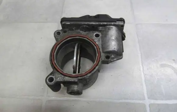 Volkswagen Transporter - Caravelle T5 Throttle valve 03L128063H 19423