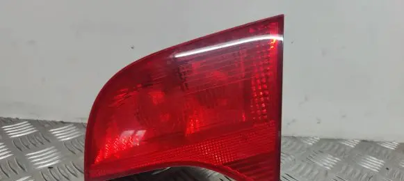 Audi A4 S4 B7 8E 8H Tailgate rear/tail lights